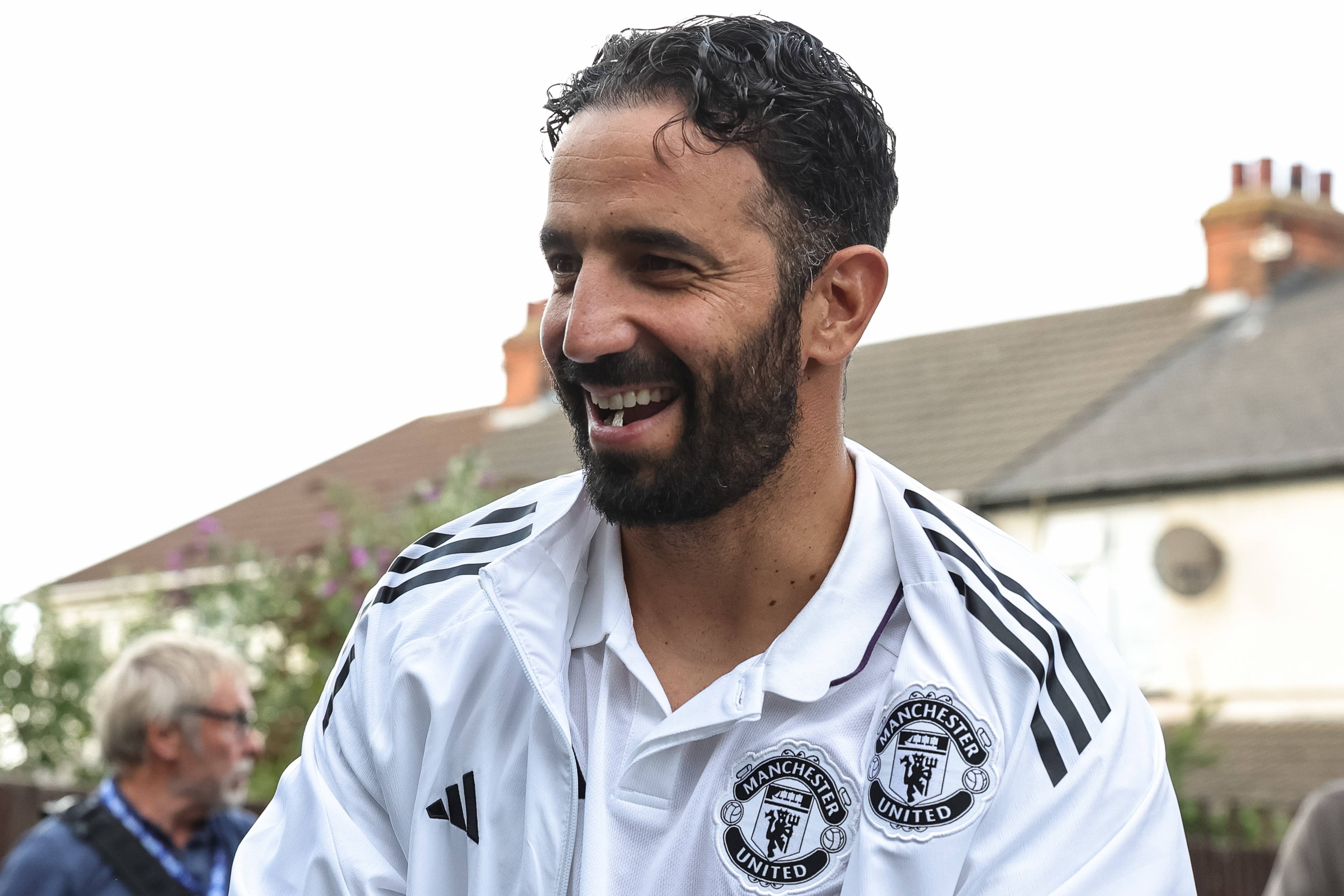 的绝杀点球, 未提及任何, 会谈