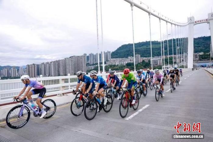 完成, 军和昆明自 完成, 军和昆明自