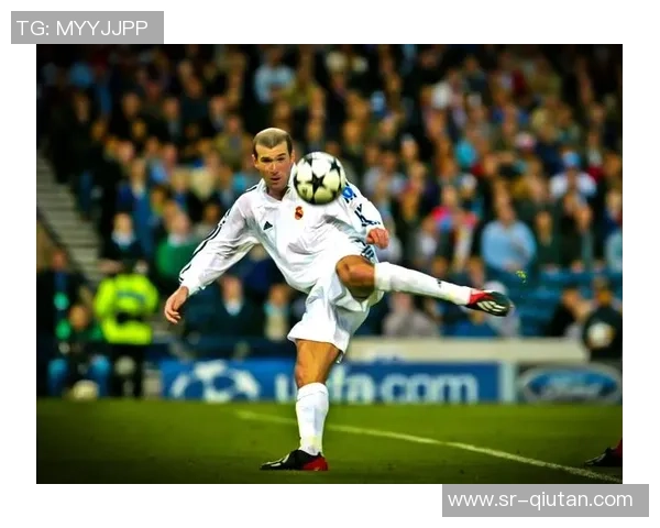 2002年欧冠决赛皇马逆转勒沃库森夺冠的传奇时刻与精彩瞬间回顾